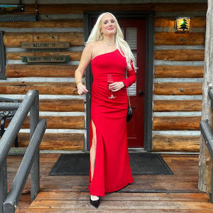 Meet your Posher, Chloë